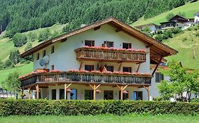 Gaestehaus Landhaus Tyrol
