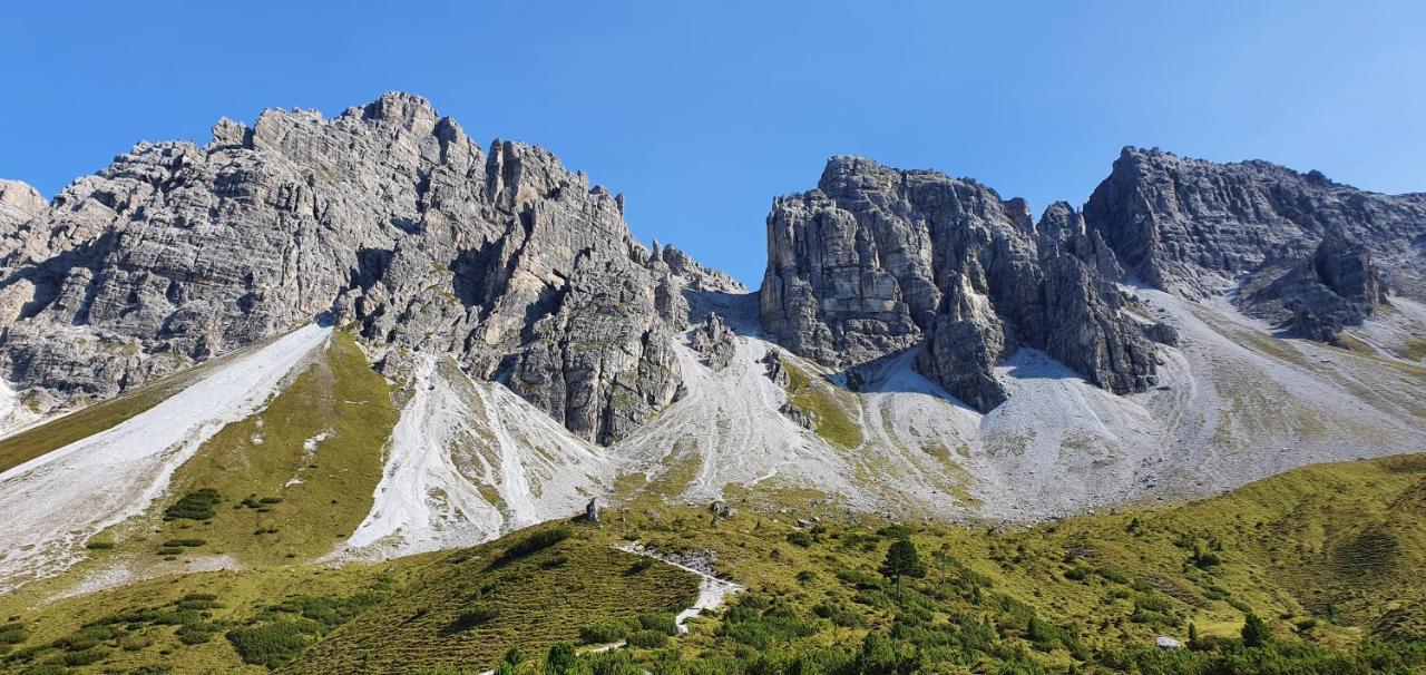 Gaestehaus Landhaus Tyrol Gries im Sellrain Buitenkant foto