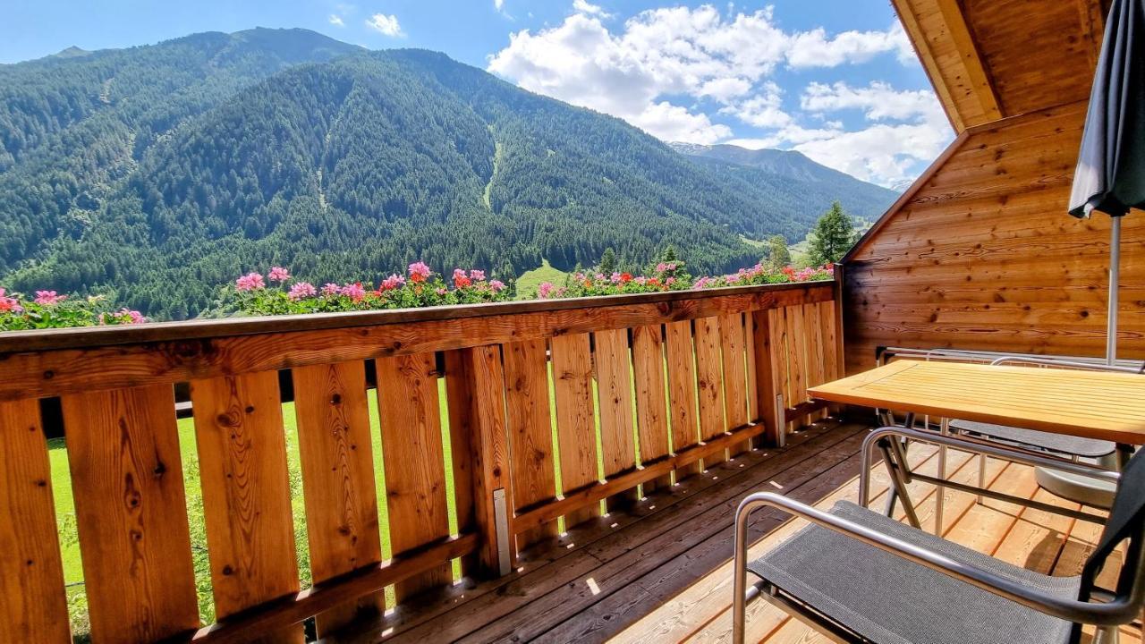 Gaestehaus Landhaus Tyrol Gries im Sellrain Buitenkant foto