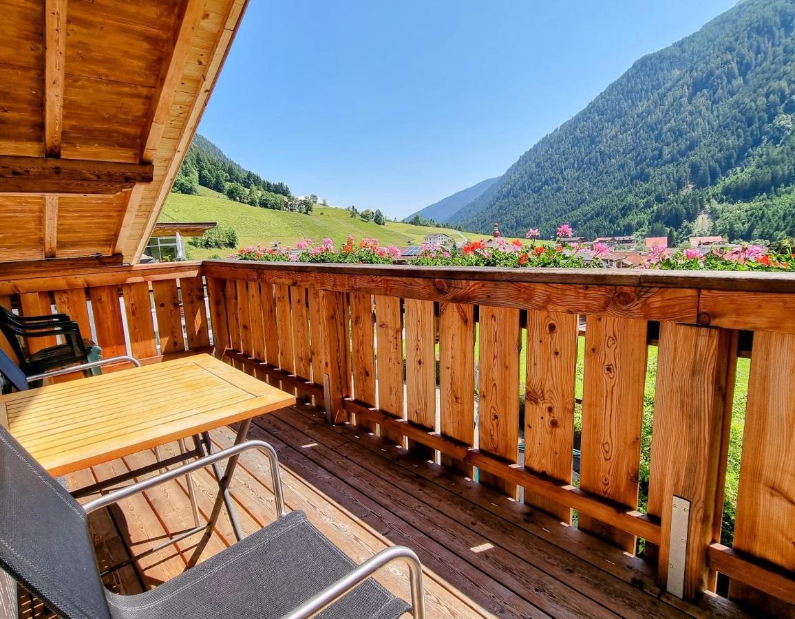 Gaestehaus Landhaus Tyrol Gries im Sellrain Buitenkant foto