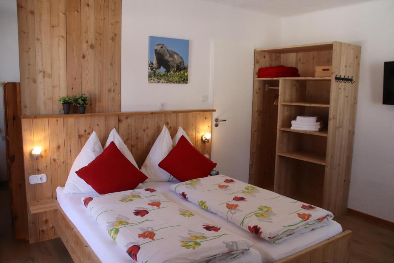 Gaestehaus Landhaus Tyrol Gries im Sellrain Buitenkant foto