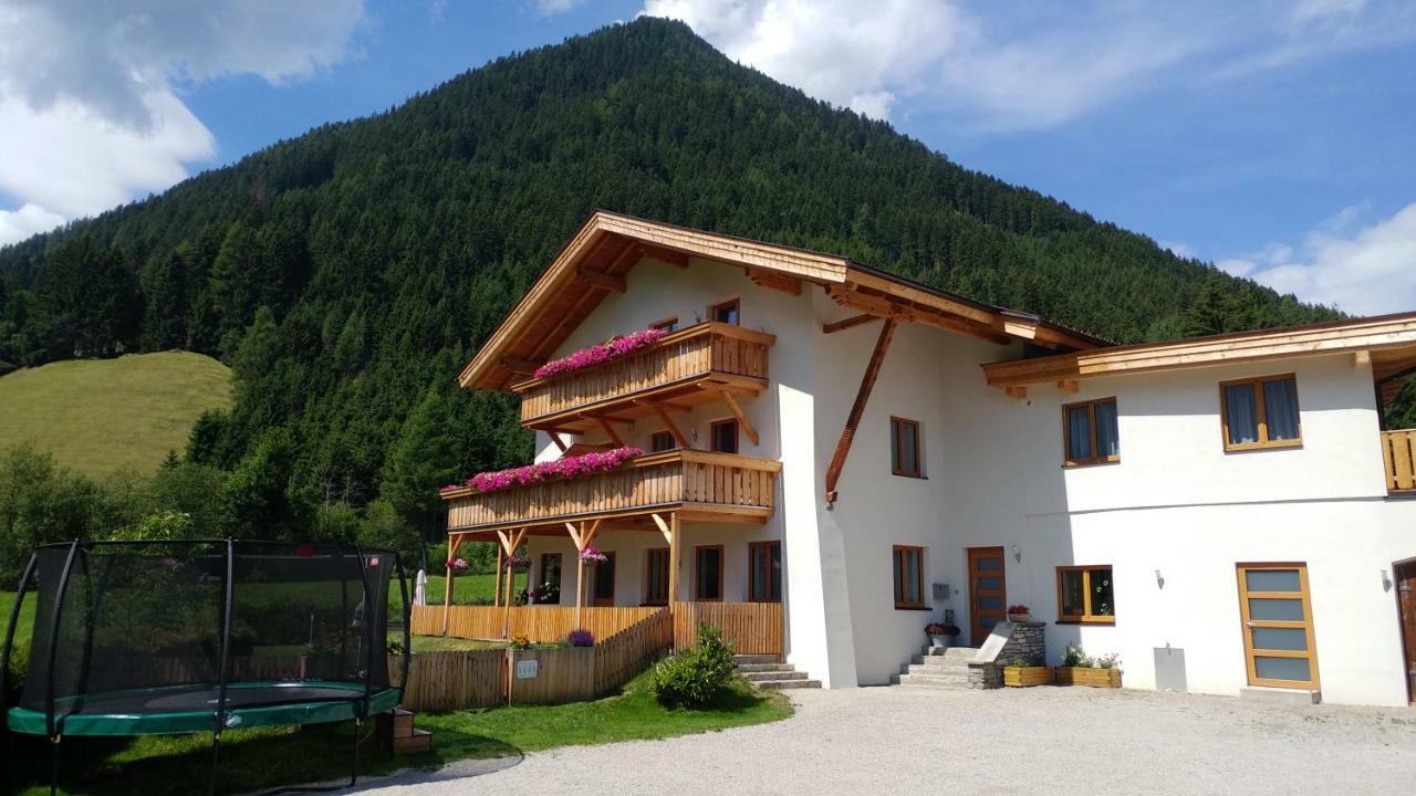 Gaestehaus Landhaus Tyrol Gries im Sellrain Buitenkant foto